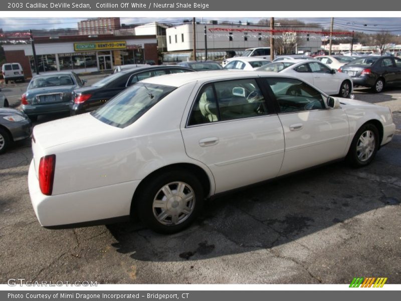 Cotillion Off White / Neutral Shale Beige 2003 Cadillac DeVille Sedan