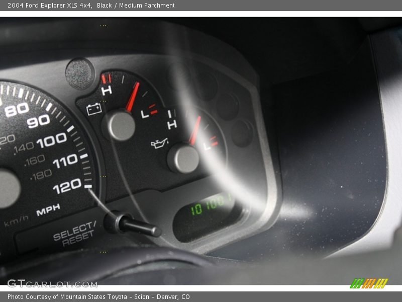Black / Medium Parchment 2004 Ford Explorer XLS 4x4