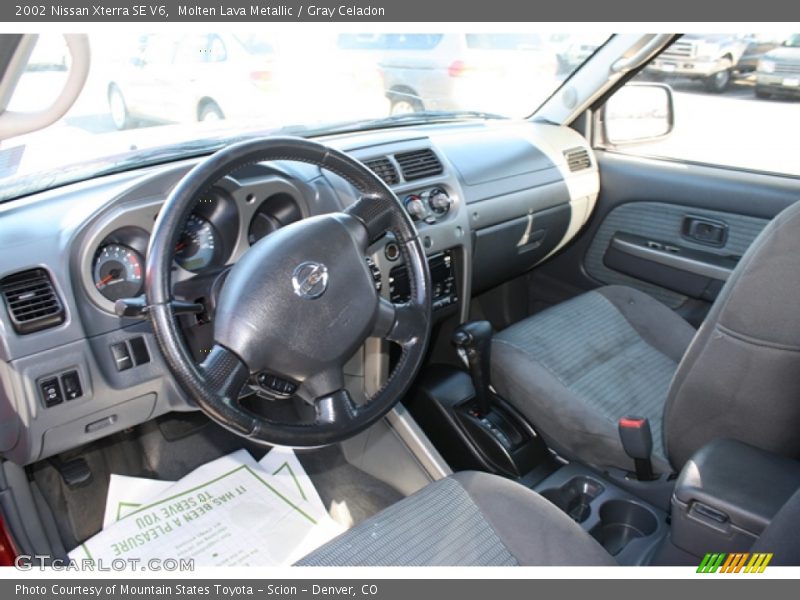 Molten Lava Metallic / Gray Celadon 2002 Nissan Xterra SE V6