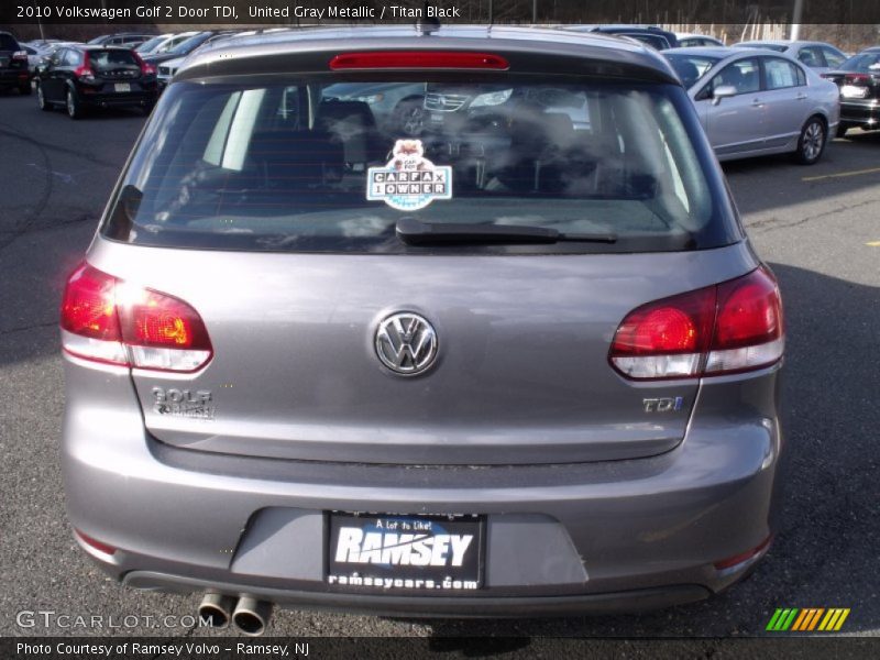 United Gray Metallic / Titan Black 2010 Volkswagen Golf 2 Door TDI