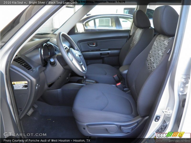 Bright Silver / Black Soul Logo Cloth 2010 Kia Soul +