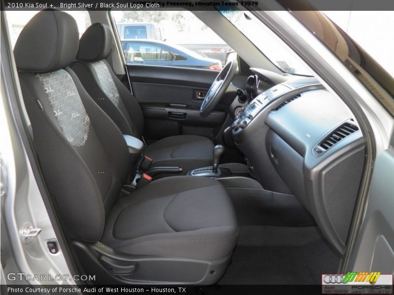 Bright Silver / Black Soul Logo Cloth 2010 Kia Soul +