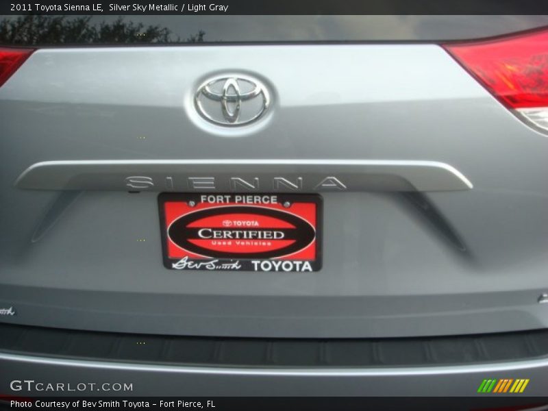 Silver Sky Metallic / Light Gray 2011 Toyota Sienna LE