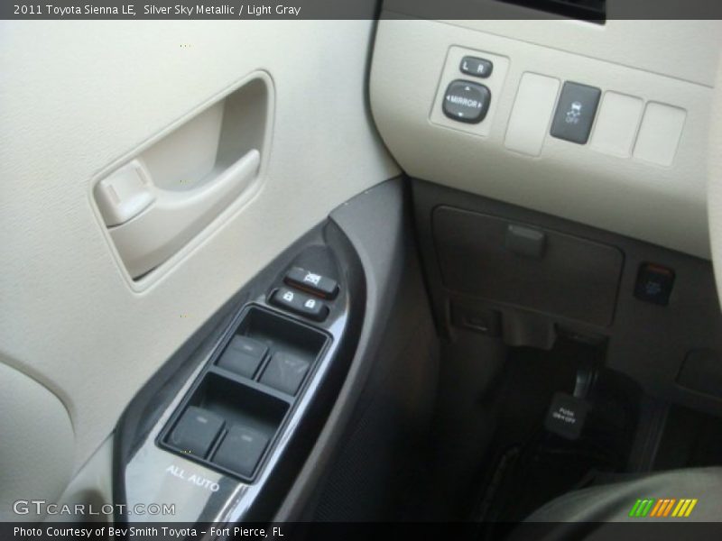 Silver Sky Metallic / Light Gray 2011 Toyota Sienna LE