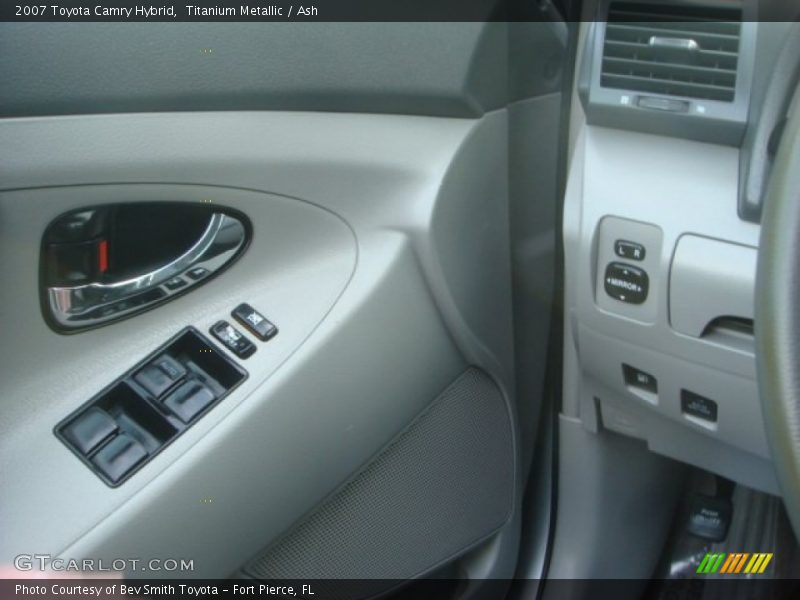 Titanium Metallic / Ash 2007 Toyota Camry Hybrid