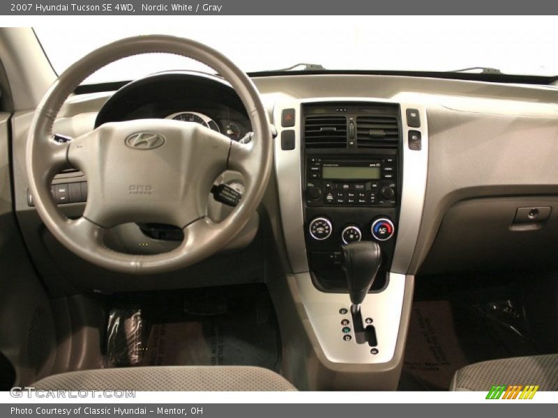 Nordic White / Gray 2007 Hyundai Tucson SE 4WD