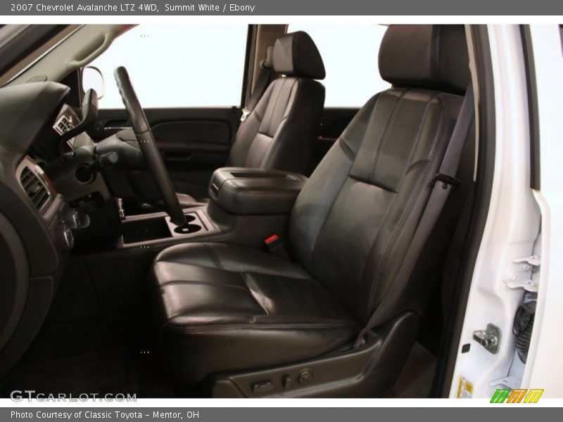 Summit White / Ebony 2007 Chevrolet Avalanche LTZ 4WD