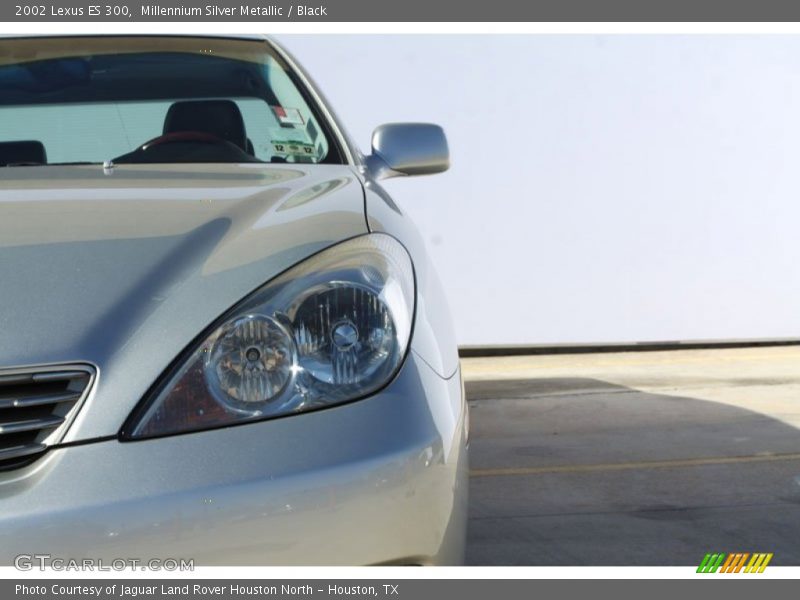 Millennium Silver Metallic / Black 2002 Lexus ES 300