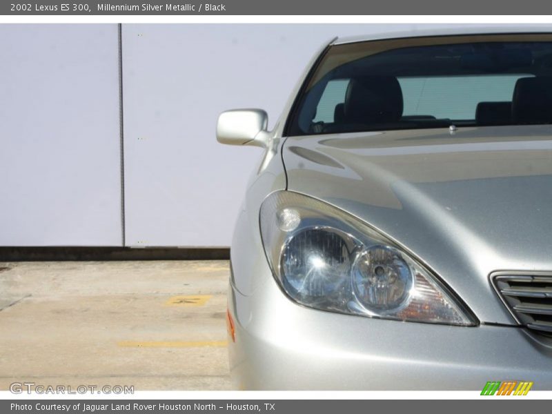 Millennium Silver Metallic / Black 2002 Lexus ES 300