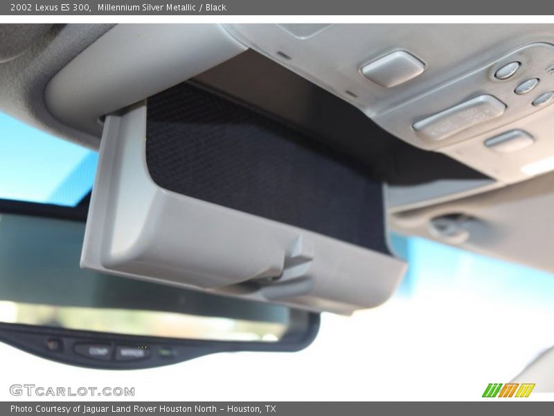 Millennium Silver Metallic / Black 2002 Lexus ES 300