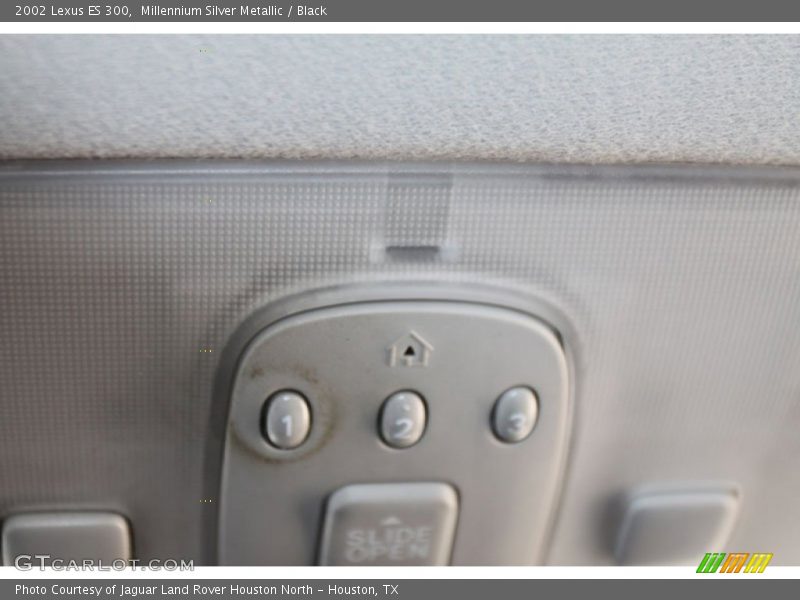 Millennium Silver Metallic / Black 2002 Lexus ES 300