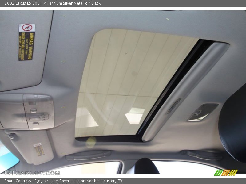 Millennium Silver Metallic / Black 2002 Lexus ES 300