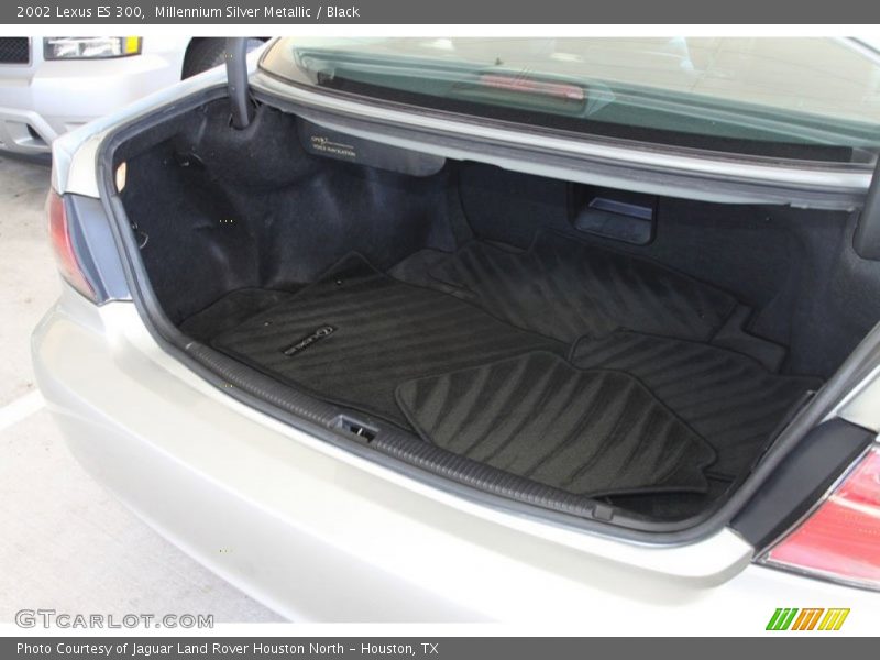 Millennium Silver Metallic / Black 2002 Lexus ES 300