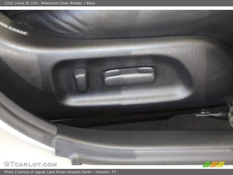 Millennium Silver Metallic / Black 2002 Lexus ES 300