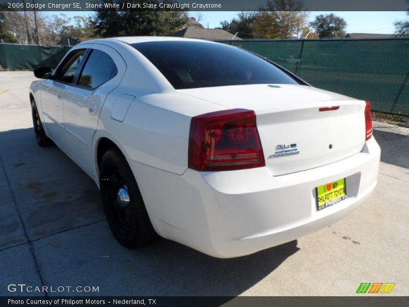 Stone White / Dark Slate Gray/Light Graystone 2006 Dodge Charger SE