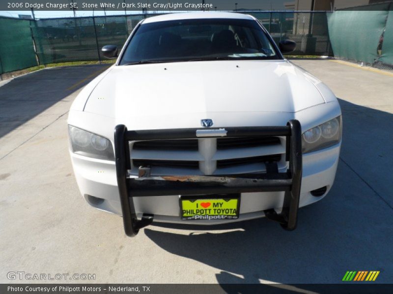 Stone White / Dark Slate Gray/Light Graystone 2006 Dodge Charger SE