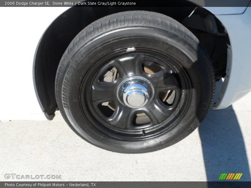 Stone White / Dark Slate Gray/Light Graystone 2006 Dodge Charger SE