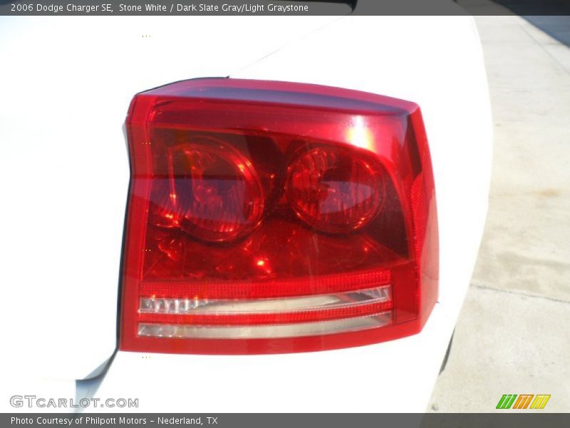 Stone White / Dark Slate Gray/Light Graystone 2006 Dodge Charger SE