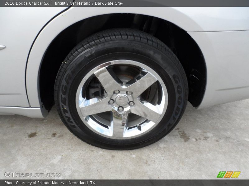 Bright Silver Metallic / Dark Slate Gray 2010 Dodge Charger SXT