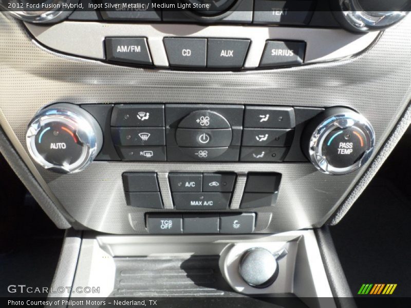 Controls of 2012 Fusion Hybrid