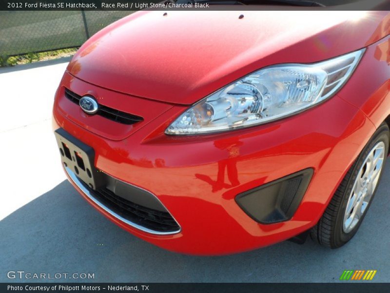 Race Red / Light Stone/Charcoal Black 2012 Ford Fiesta SE Hatchback