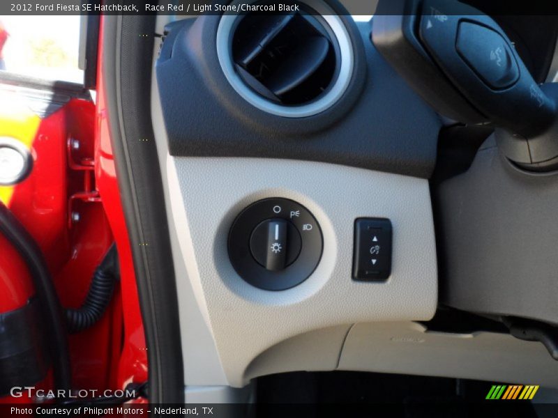 Race Red / Light Stone/Charcoal Black 2012 Ford Fiesta SE Hatchback