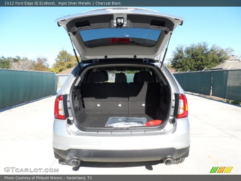  2012 Edge SE EcoBoost Trunk