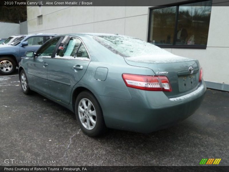 Aloe Green Metallic / Bisque 2010 Toyota Camry LE