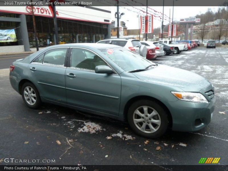 Aloe Green Metallic / Bisque 2010 Toyota Camry LE