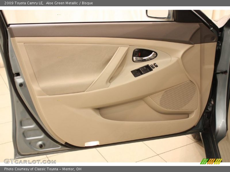 Aloe Green Metallic / Bisque 2009 Toyota Camry LE