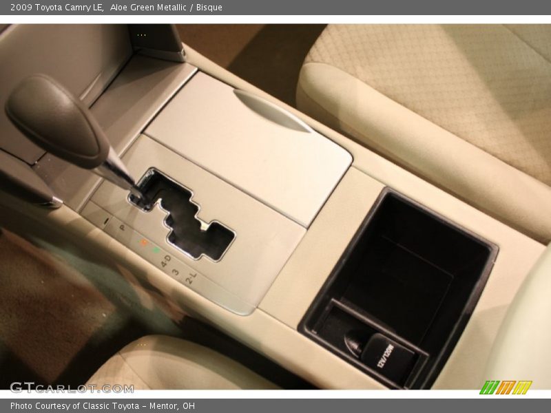 Aloe Green Metallic / Bisque 2009 Toyota Camry LE