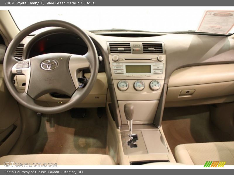 Aloe Green Metallic / Bisque 2009 Toyota Camry LE