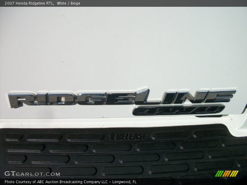 White / Beige 2007 Honda Ridgeline RTL
