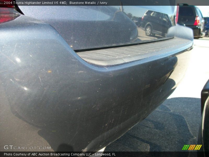 Bluestone Metallic / Ivory 2004 Toyota Highlander Limited V6 4WD