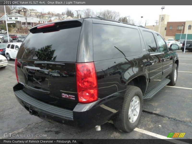 Onyx Black / Light Titanium 2011 GMC Yukon XL SLT 4x4