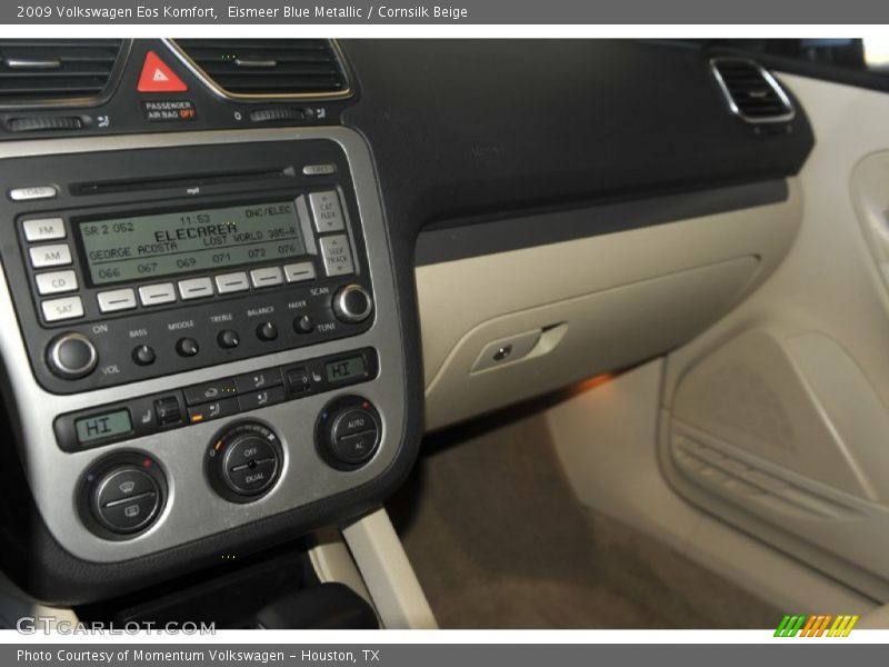 Eismeer Blue Metallic / Cornsilk Beige 2009 Volkswagen Eos Komfort