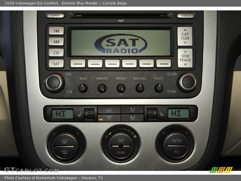 Eismeer Blue Metallic / Cornsilk Beige 2009 Volkswagen Eos Komfort