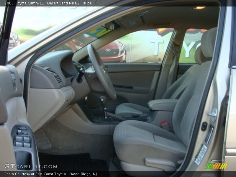 Desert Sand Mica / Taupe 2005 Toyota Camry LE
