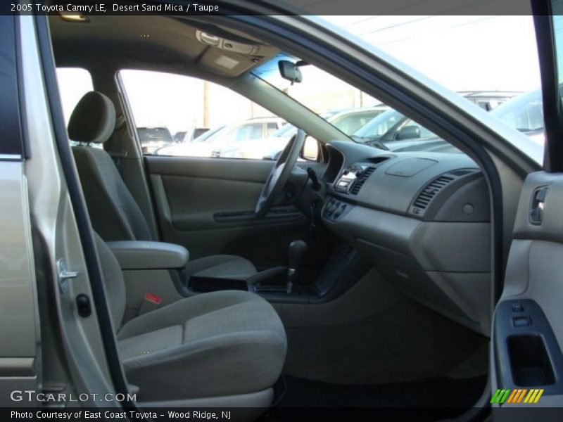 Desert Sand Mica / Taupe 2005 Toyota Camry LE
