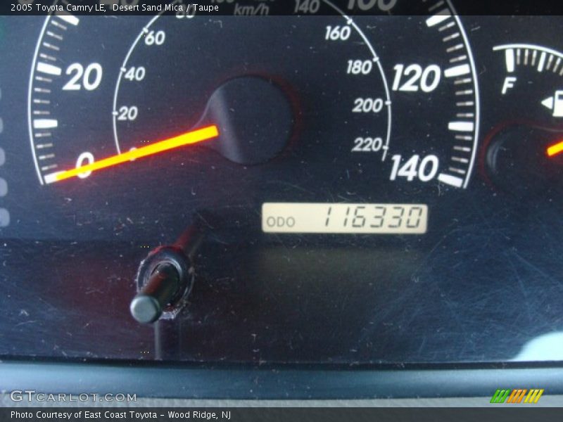 Desert Sand Mica / Taupe 2005 Toyota Camry LE