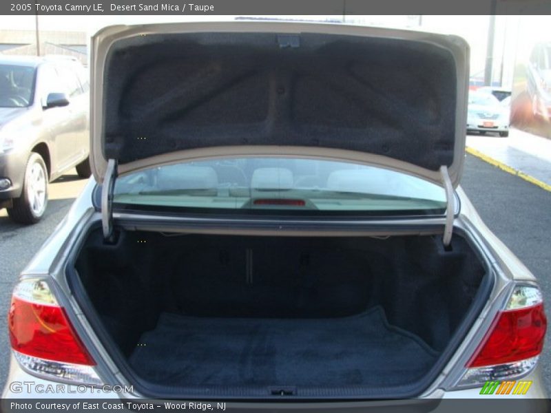 Desert Sand Mica / Taupe 2005 Toyota Camry LE