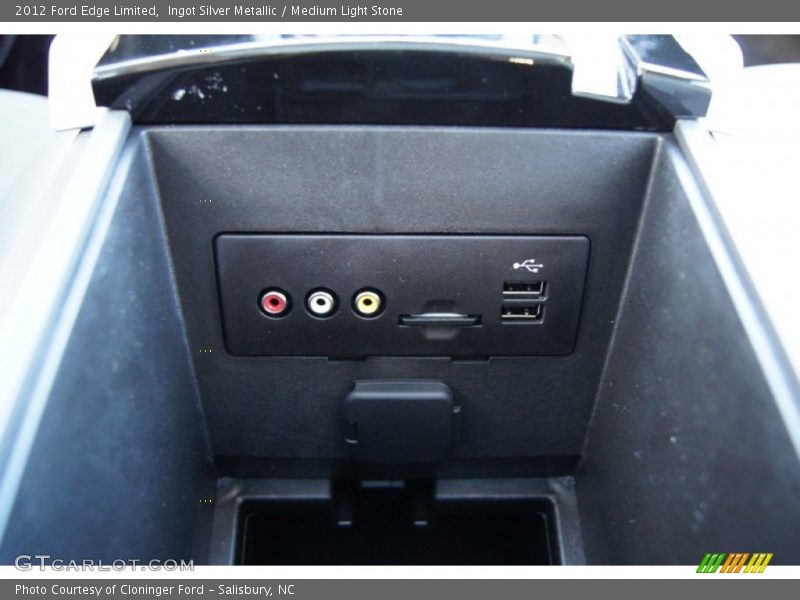 Ingot Silver Metallic / Medium Light Stone 2012 Ford Edge Limited