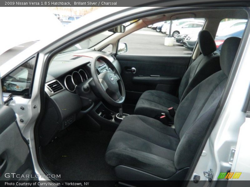 Brillant Silver / Charcoal 2009 Nissan Versa 1.8 S Hatchback