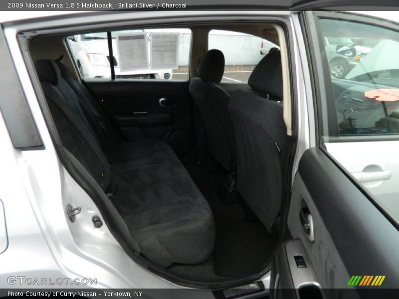 Brillant Silver / Charcoal 2009 Nissan Versa 1.8 S Hatchback
