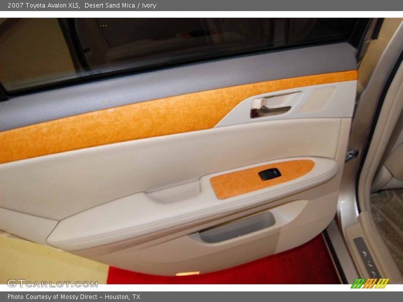 Desert Sand Mica / Ivory 2007 Toyota Avalon XLS