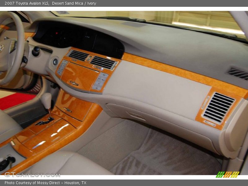 Desert Sand Mica / Ivory 2007 Toyota Avalon XLS