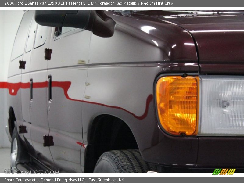 Dark Toreador Red Metallic / Medium Flint Grey 2006 Ford E Series Van E350 XLT Passenger