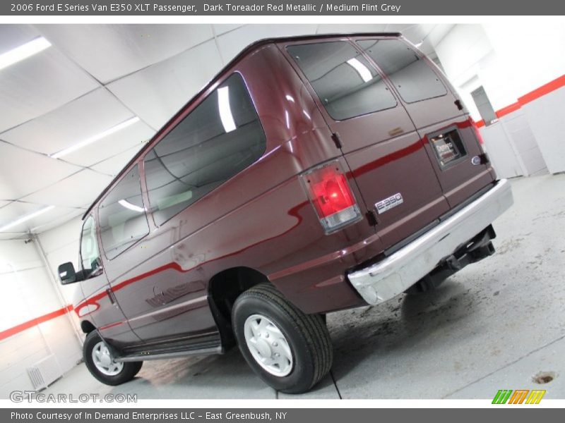 Dark Toreador Red Metallic / Medium Flint Grey 2006 Ford E Series Van E350 XLT Passenger