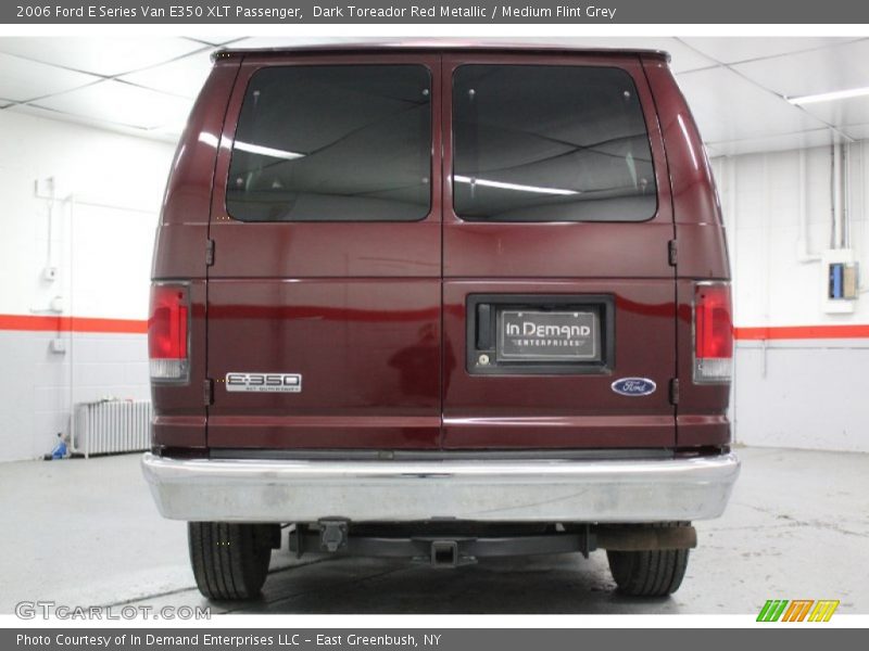 Dark Toreador Red Metallic / Medium Flint Grey 2006 Ford E Series Van E350 XLT Passenger