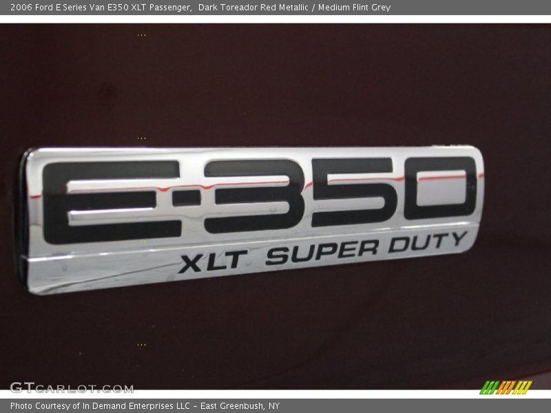  2006 E Series Van E350 XLT Passenger Logo